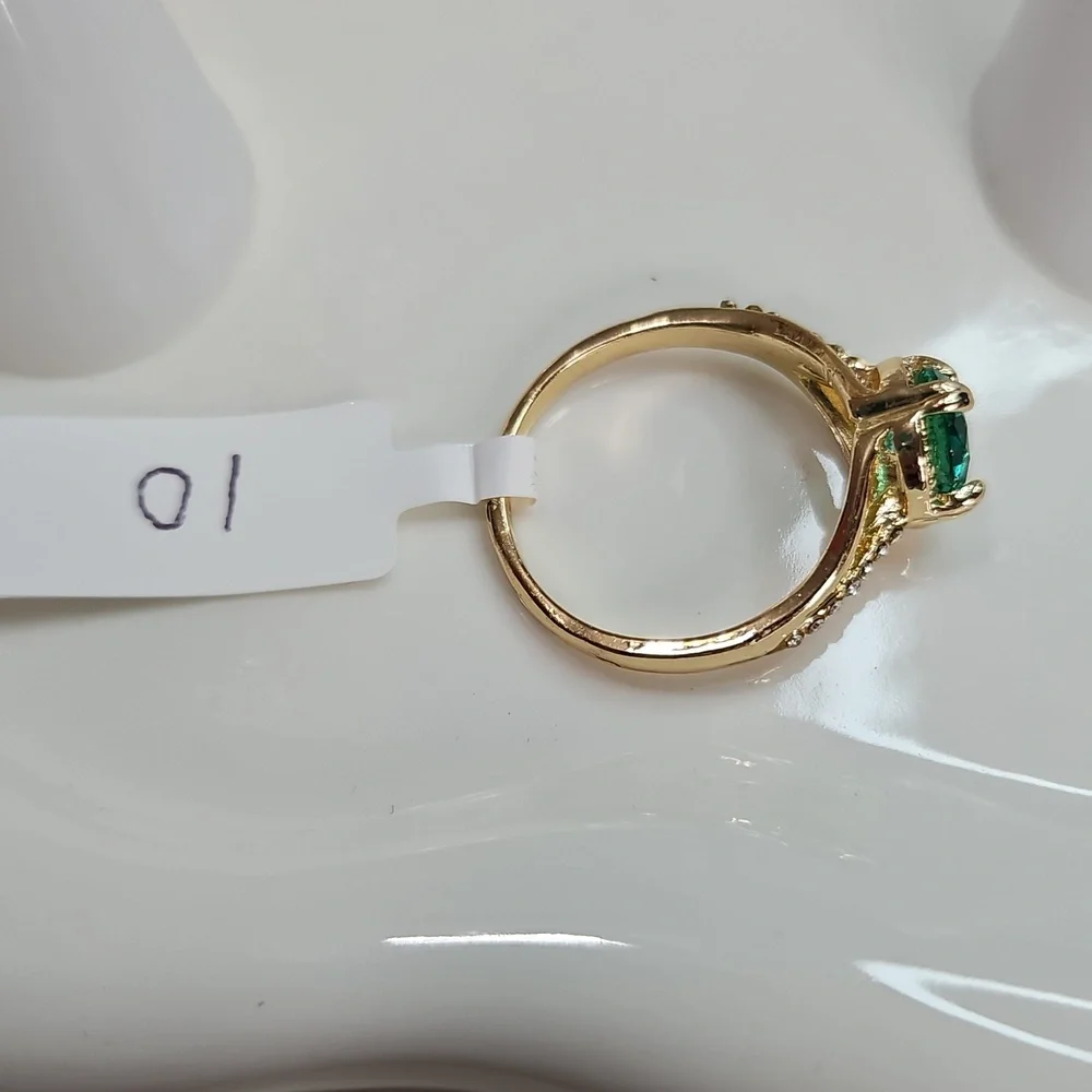 Women's Gold Teal Green Oval Crystal Rhinestone Fashion Cocktail Ring Plated NEW